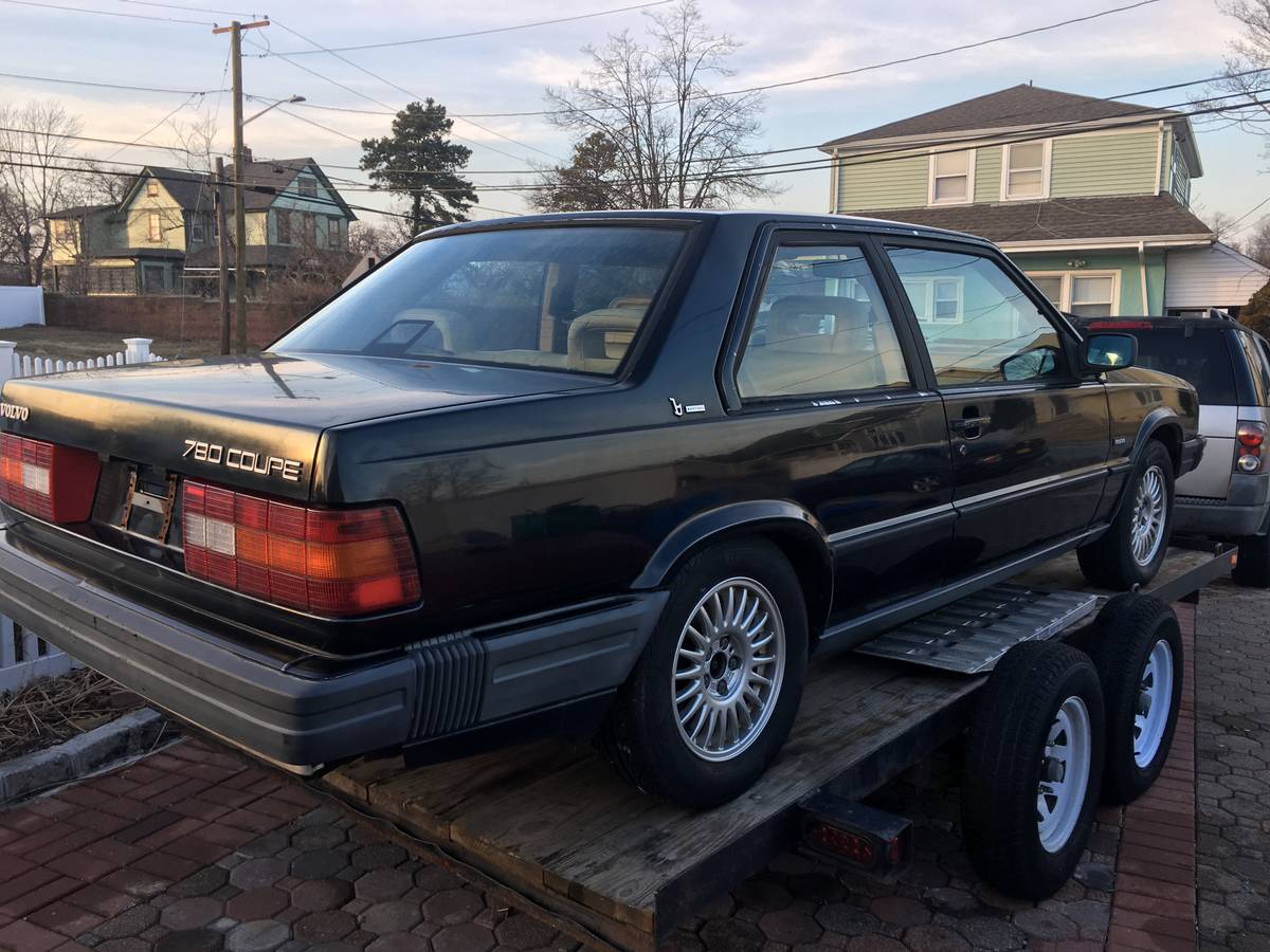 Volvo 780 coupe